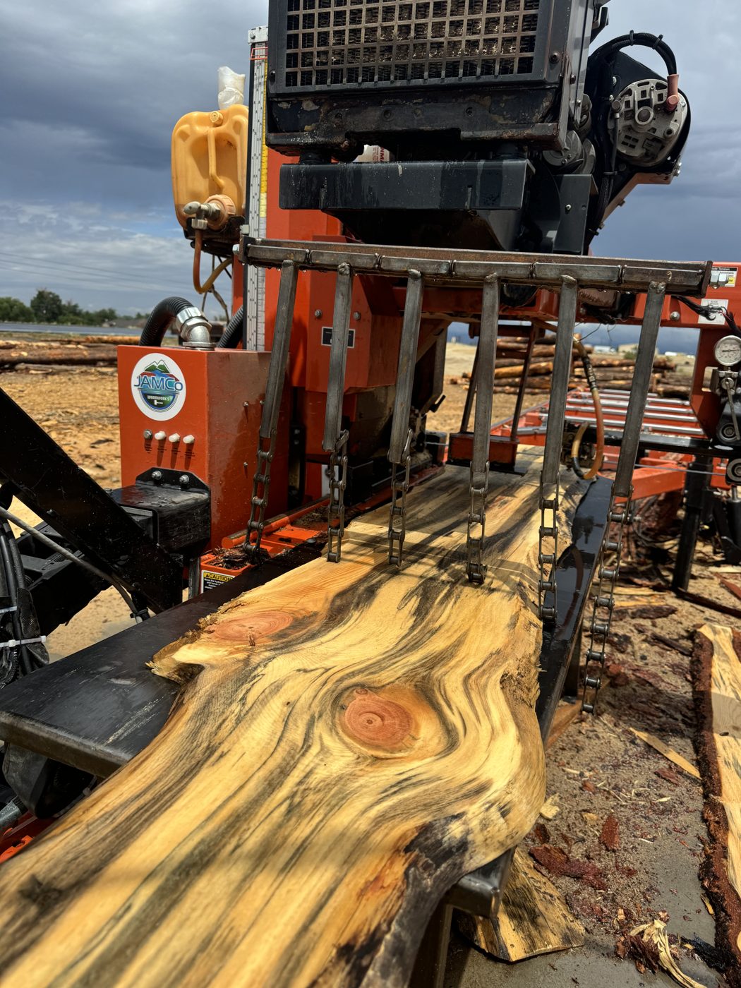 Figured slab on the mill